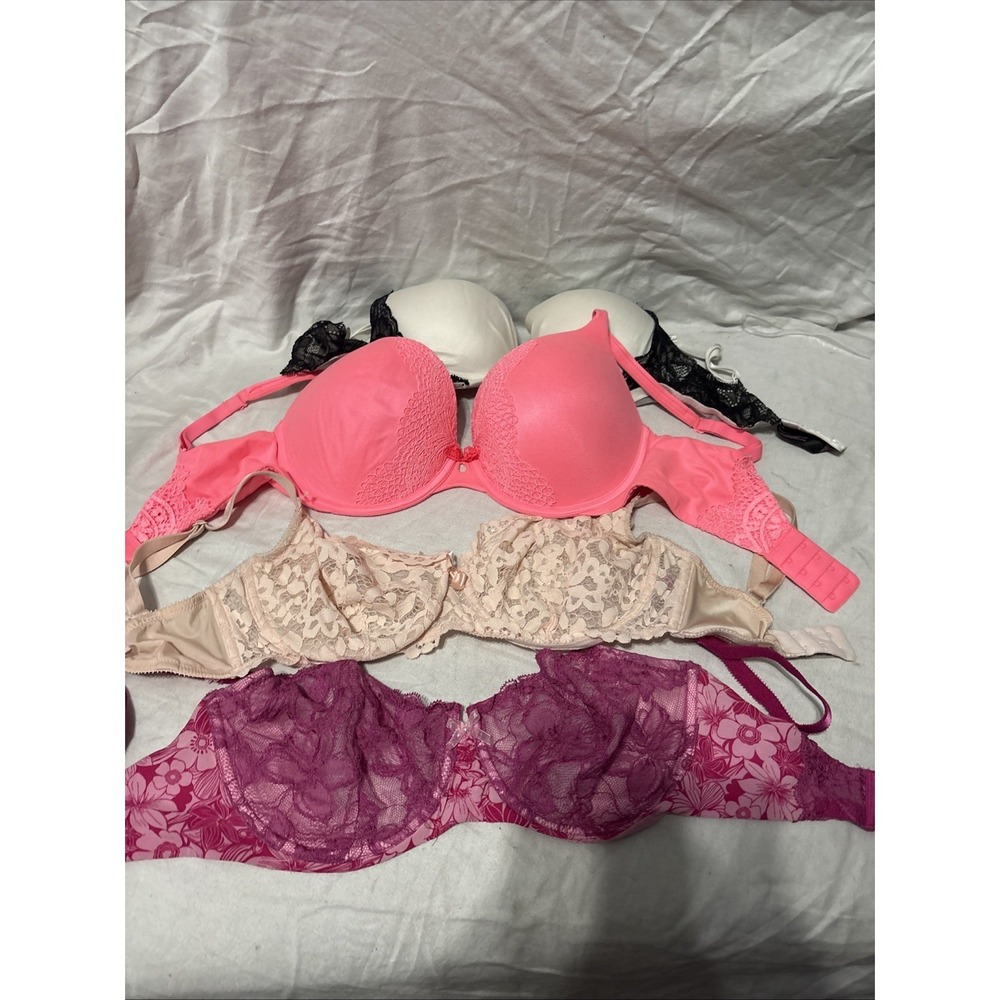 Lot of 4 Victoria's Secret Bras Padded,laced,Solid Colors Size‎ 32DD